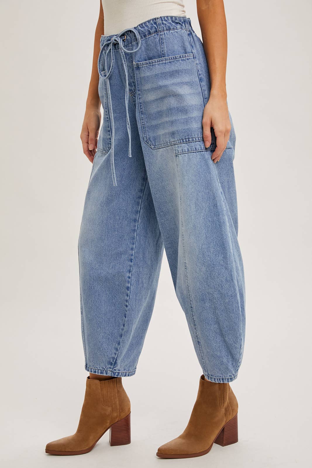 L-DARKDENIM MID-WAIST DRAWSTRINGS BARREL JEANS