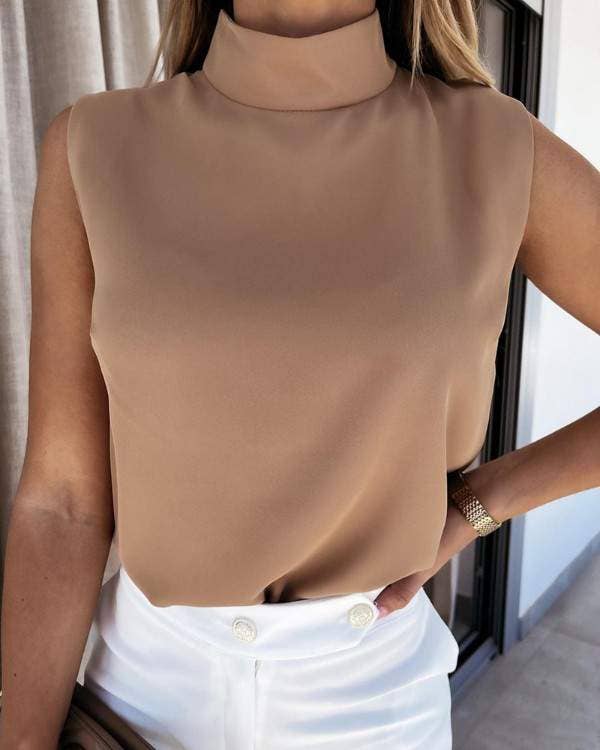BLK mock neck sleeveless basic top