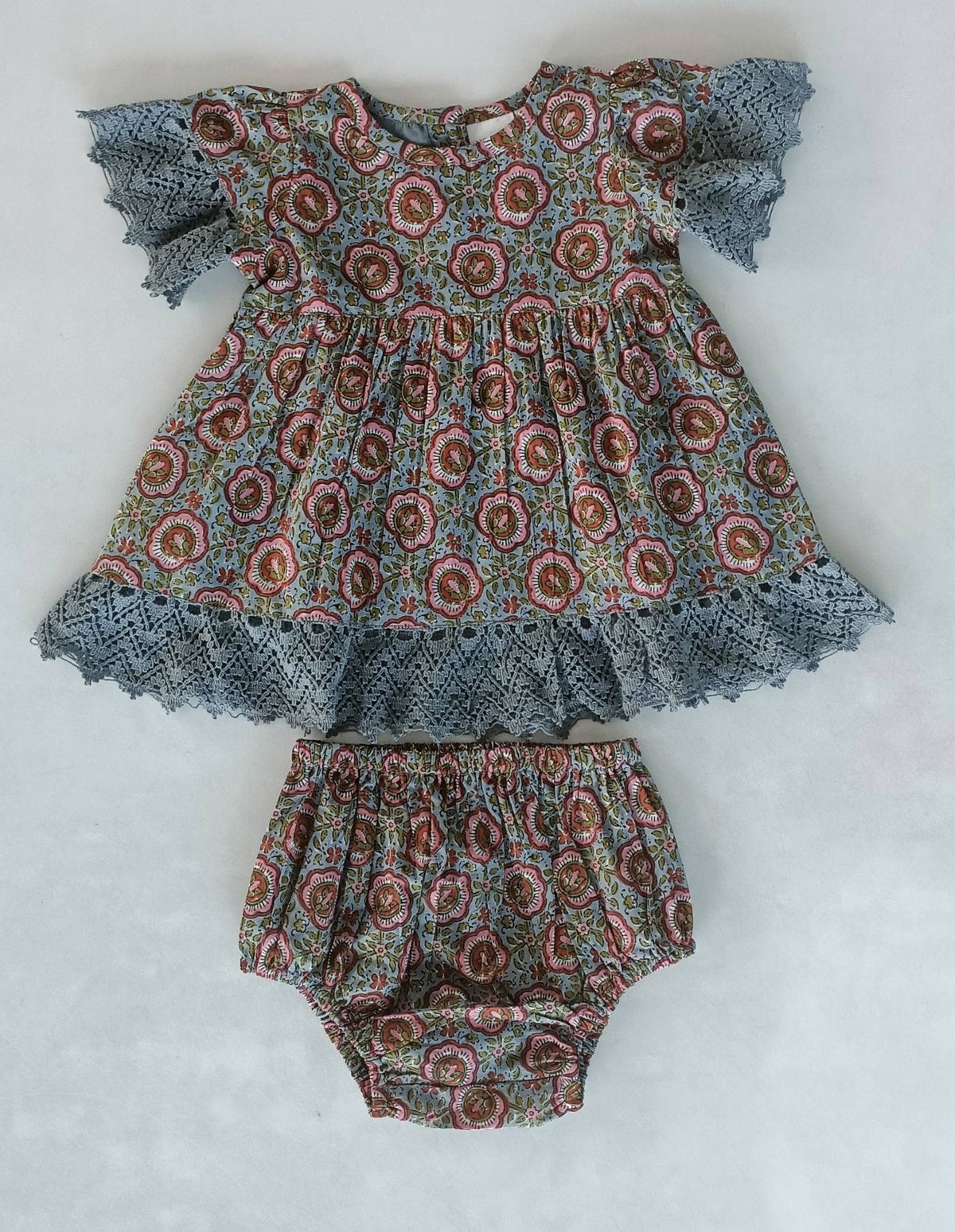 Grey Floral Printed Short Sleeves Gathered Dress : Infant : Baby : Toddler : Tween : Kids