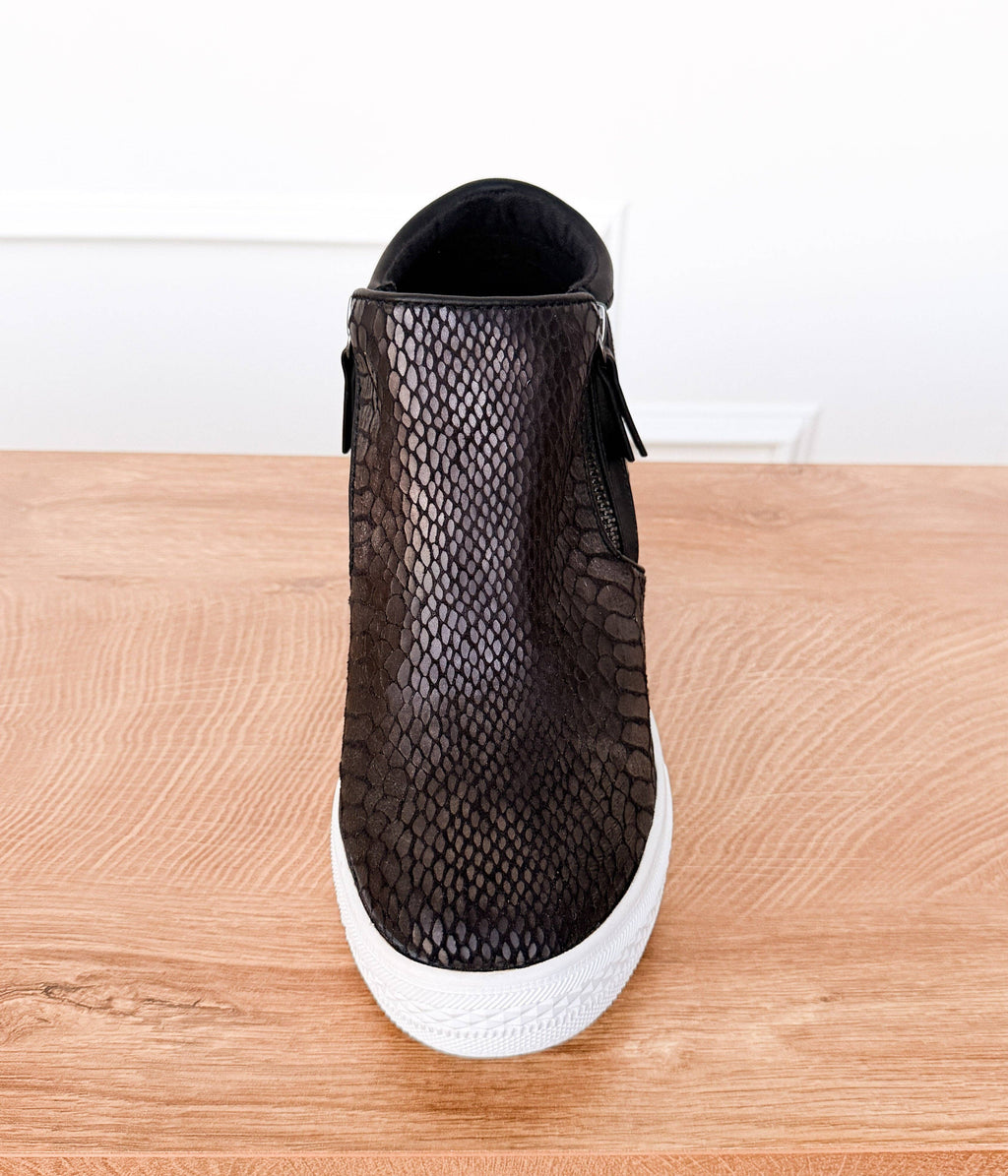 Naughty Monkey - Timmibelle Wedge Sneaker in Black: 10.0
